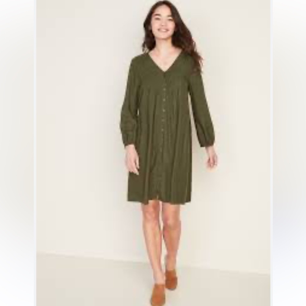 NWT Pintucked Button-Front Swing Dress for Women in matcha green